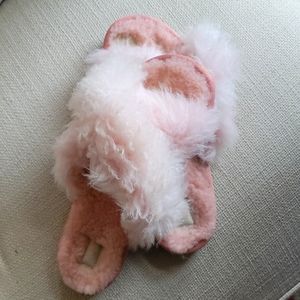 UGG Fluff Slippers